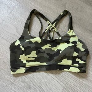 Lululemon Free to be Serene Bra